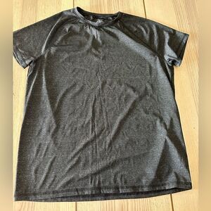 Croft & Barrow men’s athletic shirt - L